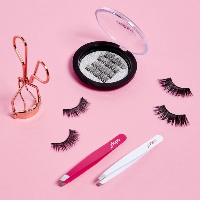 Faux-cils aimantés en fibres synthétiques