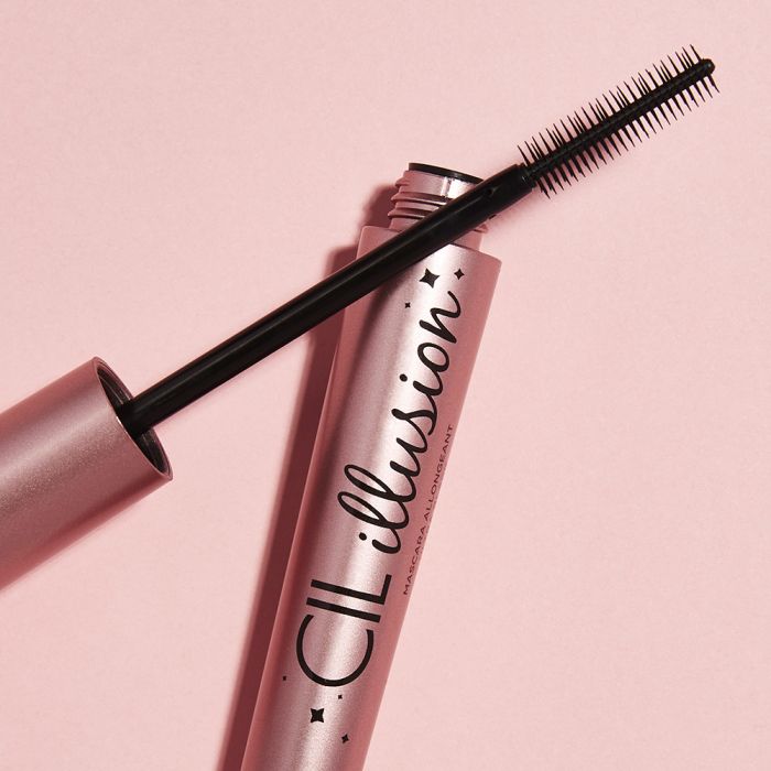 Mascara allongeant cil illusion