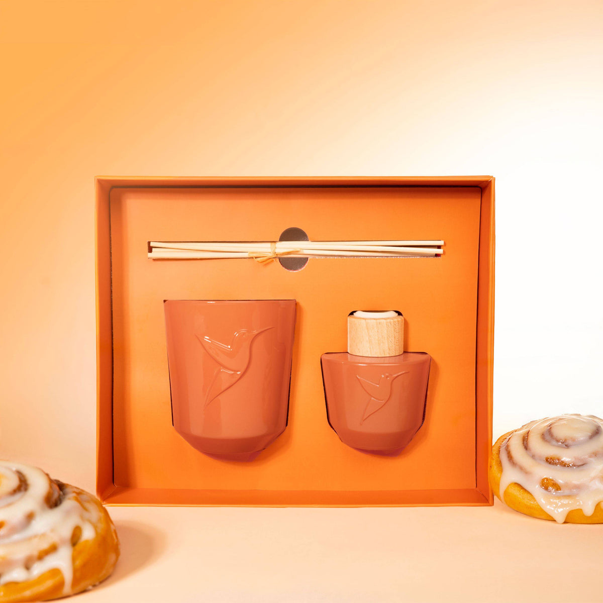 still_home_coffret_cinnamonroll